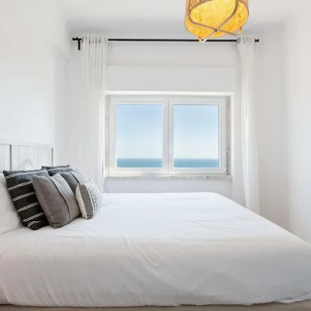 Stunning 1 Bed Apt, Sleeps 4 Nr Cascais Лиссабон