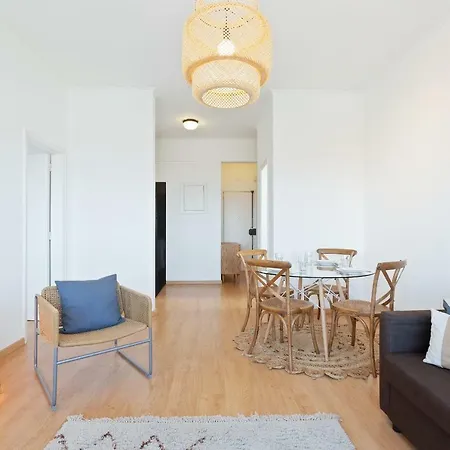 Stunning 1 Bed Apt, Sleeps 4 Nr Cascais * Лиссабон