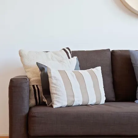 Stunning 1 Bed Apt, Sleeps 4 Nr Cascais * Lissabon